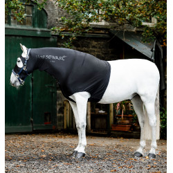 Rambo Slinky halsstuk van Horseware Zwart