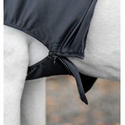 Rambo Slinky halsstuk van Horseware Zwart