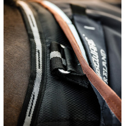 Couverture d'écurie Easy-Layer Horseware Plus 200g Noir / noir / argent Couverture d'écurie Easy-Layer Horseware Plus 200g Noir / noir / argent