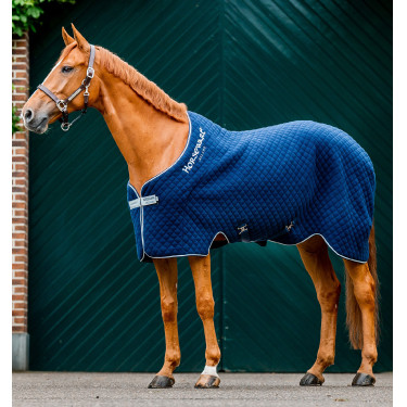 Couverture Horseware Autumn Cooler 100g Marine / marine / argent Bleu marine Couverture Horseware Autumn Cooler 100g Marine / marine / argent Bleu marine