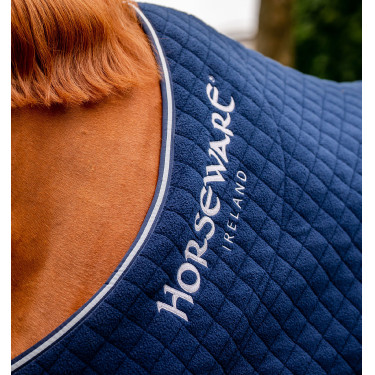 Couverture Horseware Autumn Cooler 100g Marine / marine / argent Bleu marine Couverture Horseware Autumn Cooler 100g Marine / marine / argent Bleu marine