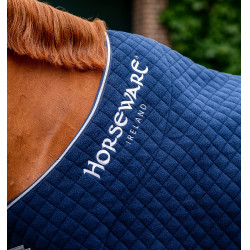 Couverture Horseware Autumn Cooler 100g Marine / marine / argent Bleu marine Couverture Horseware Autumn Cooler 100g Marine / marine / argent Bleu marine