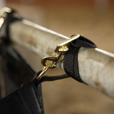 Sac à foin équitation Kentucky – filet droit sécurisé Sac à foin équitation Kentucky – filet droit sécurisé