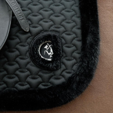 Kentucky Plaited zadeldek van imitatiebont Zwart Kentucky Plaited zadeldek van imitatiebont Zwart