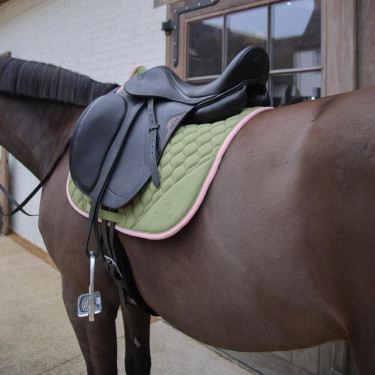 Kentucky dressuur zadeldek softshell antislip – Equi-Clic Kentucky dressuur zadeldek softshell antislip – Equi-Clic