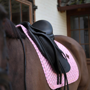 Tapis de selle Kentucky Sammy Collection Dressage Vieux rose sammy Tapis de selle Kentucky Sammy Collection Dressage Vieux rose sammy