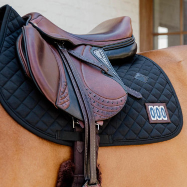 Wedstrijd zadeldek 2 nummers Kentucky Jumping Zwart