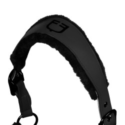 Licol Equestro en polypropylène avec rembourrage en mouton synthétique