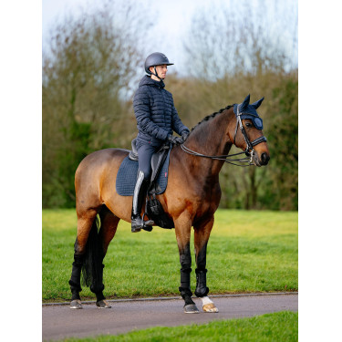 Tapis LeMieux Reflective Suede Dressage Square Marine Bleu marine