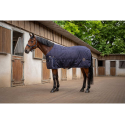 Couverture d’écurie cheval Equithème 600D 3 Layers Couverture d’écurie cheval Equithème 600D 3 Layers