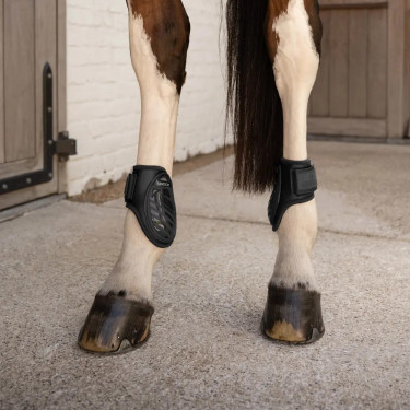 Kogelbeschermers voor jonge paarden bruin L | Equi-Clic Kogelbeschermers voor jonge paarden bruin L | Equi-Clic
