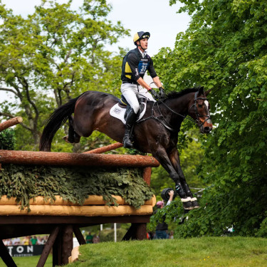Paardensport borstnummerhouder eventing – Kentucky zwart