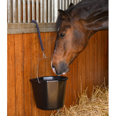 Seau d’écurie 20L robuste pour chevaux