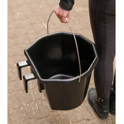 Seau d’écurie 20L robuste pour chevaux