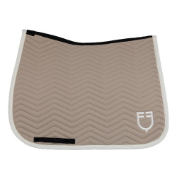 Dressuurzadeldek met golfstiksel Equestro Kasseisten / antiek wit
