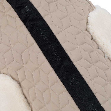 Compensator van technische stof en lamswol met kubusquilt Equestro Kasseisten / antiek wit Compensator van technische stof en lamswol met kubusquilt Equestro Kasseisten / antiek wit