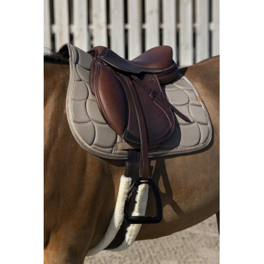 Tapis de selle Equithème Shiny Tapis de selle Equithème Shiny