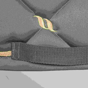 Zadeldek Dressuur Night Collection Back On Track Olijfkleurig Groen