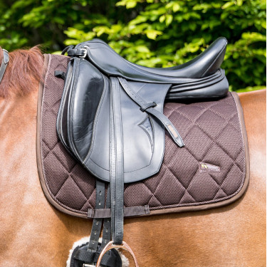 Tapis De Selle Airflow 3D Mesh Dressage Back on Track Tapis De Selle Airflow 3D Mesh Dressage Back on Track