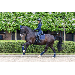 Tapis LeMieux Loire Classic Dressage Square Marine twilight Bleu Tapis LeMieux Loire Classic Dressage Square Marine twilight Bleu