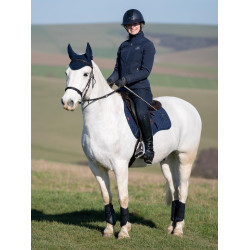 LeMieux Suede GP Vierkant Zadeldek Marineblauw LeMieux Suede GP Vierkant Zadeldek Marineblauw