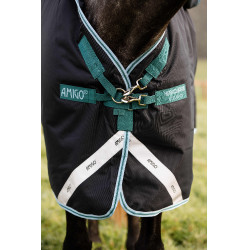 Couverture Horseware Amigo® Bravo 12 Plus 250g 1200D Marine / aqua Bleu Couverture Horseware Amigo® Bravo 12 Plus 250g 1200D Marine / aqua Bleu