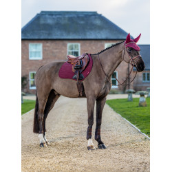 Tapis LeMieux EuroJump Soft Shell antidérapant Bordeaux Tapis LeMieux EuroJump Soft Shell antidérapant Bordeaux