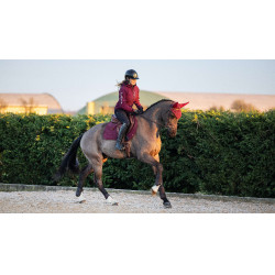 Tapis LeMieux EuroJump Soft Shell antidérapant Bordeaux Tapis LeMieux EuroJump Soft Shell antidérapant Bordeaux