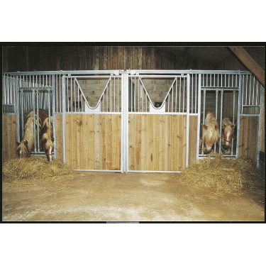 GEVEL MET HOOFDGAT - Douglasden