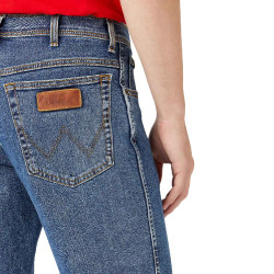 Jean homme Wrangler Texas stretch délavé Jean homme Wrangler Texas stretch délavé
